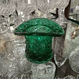 Vintage Fenton Emerald Green Glass Daisy Button Top Hat Toothpick Holder